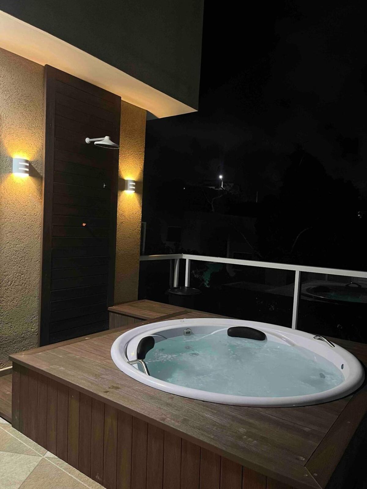 Luxo Com Spa Exclusivo No Paraiso Do Pero! カボ・フリオ エクステリア 写真